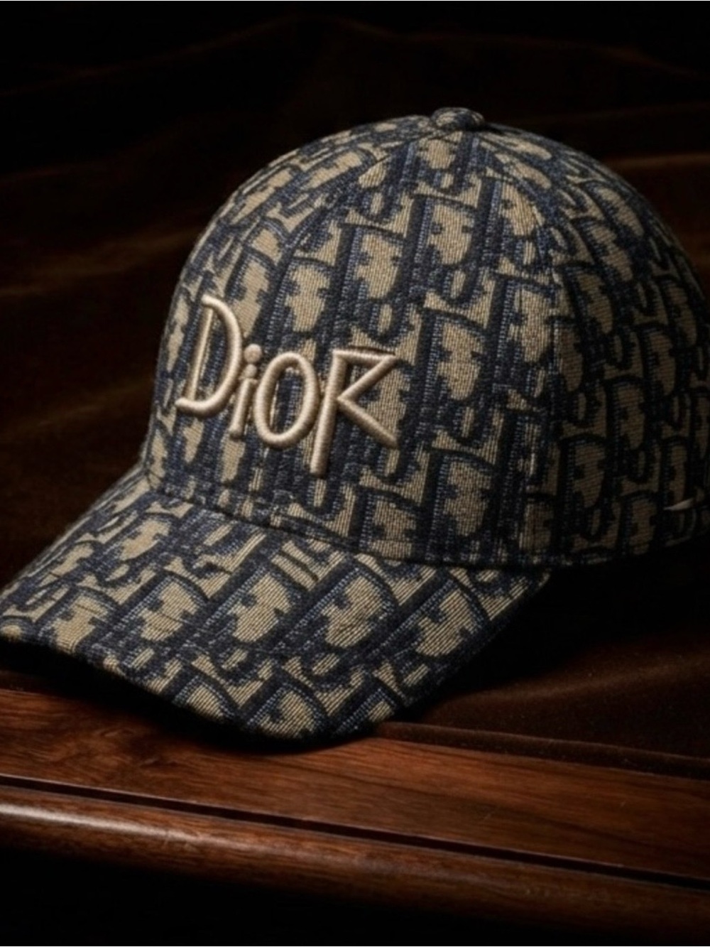 Dior Blue/beige Monogram Ball
Cap NWOT w/ Gold Script Logo
21"-24" Velcro close